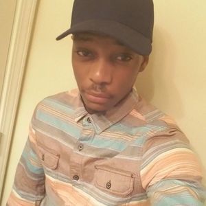 Meet your Posher, Imane